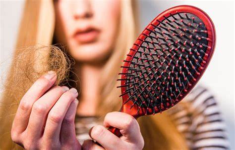 توقف نمو الشعر بعد القص أهم الأسباب وطرق العلاج